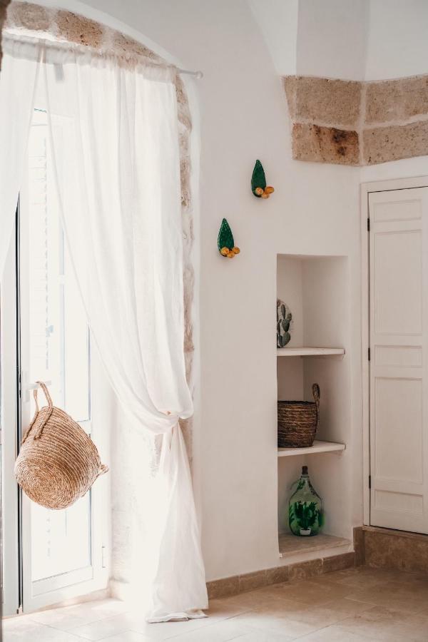Tetti Bianchi - Deva'S Suite Home Ostuni Exterior foto